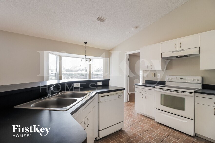 Building Photo - 1674 Waltz St SE