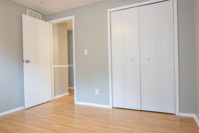 Building Photo - 3125 Tromley Ct