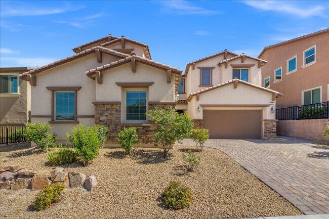 Building Photo - Fabulous Home with NexGen Sutie!