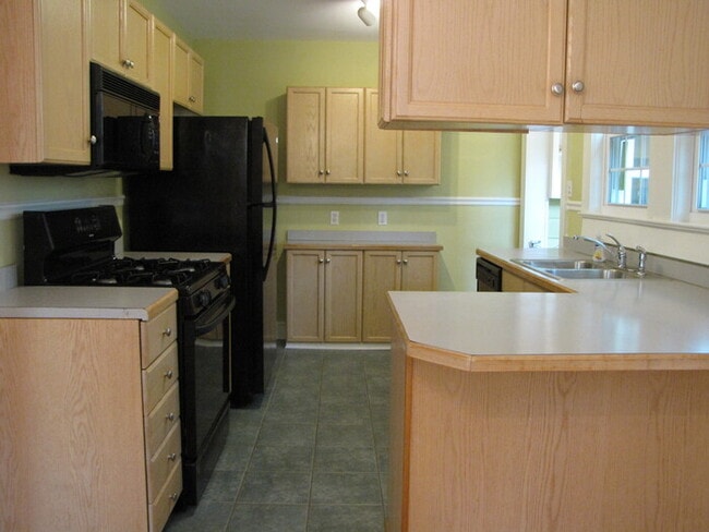 Building Photo - 1024 Starlight Dr