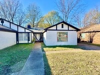 Building Photo - 3411 S Mendenhall Rd