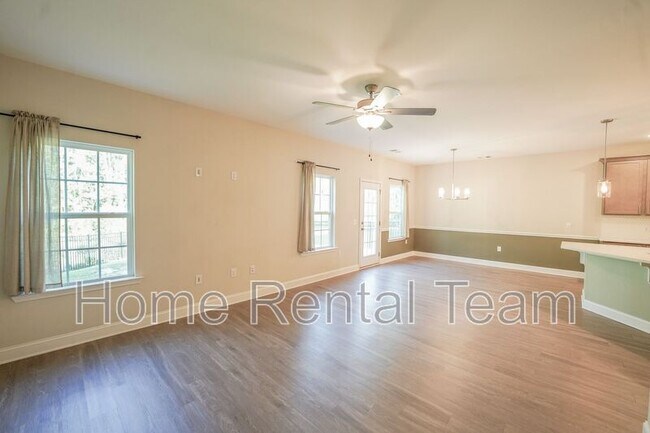 Building Photo - 87 Hammock Dr