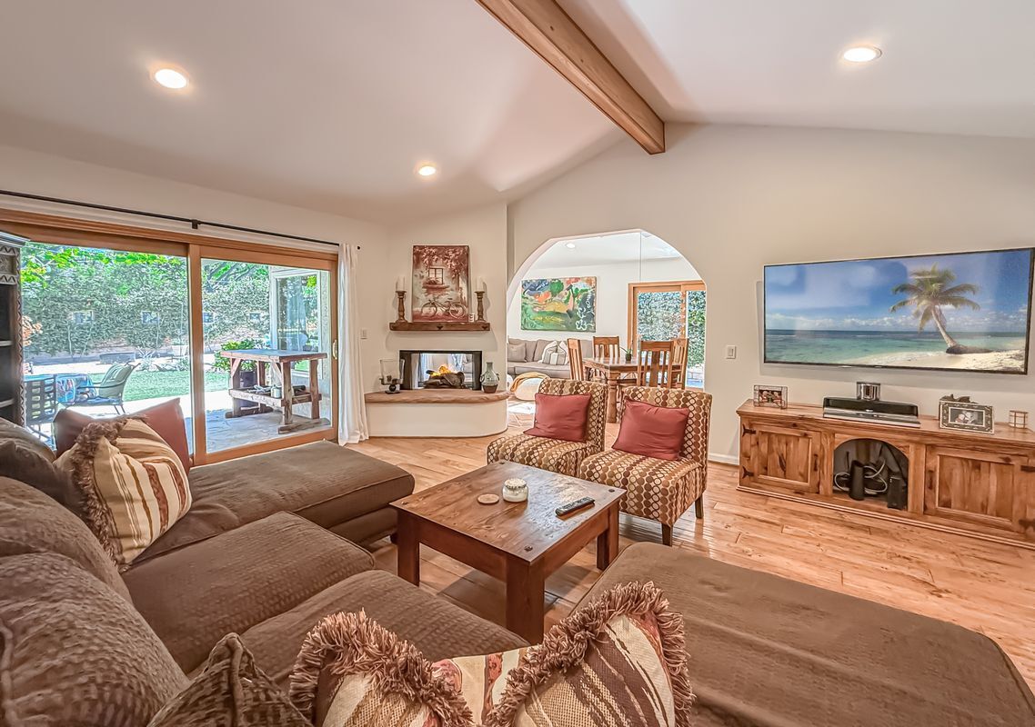 Building Photo - 2350 Leeward Cir