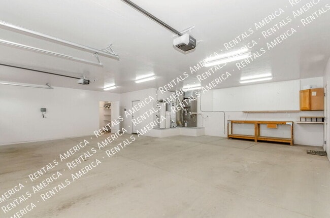 Building Photo - 3723 W Camino Alto