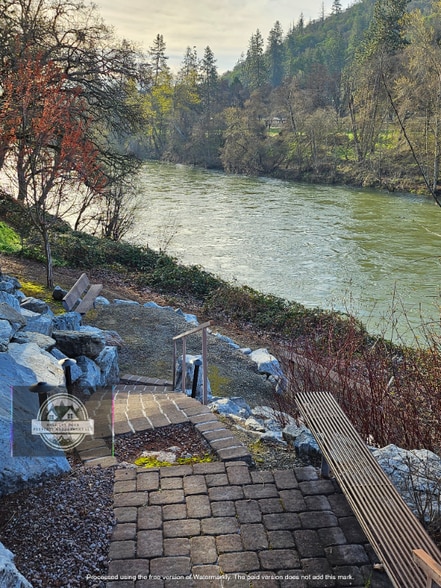 Building Photo - 141 Rivers Edge Ct