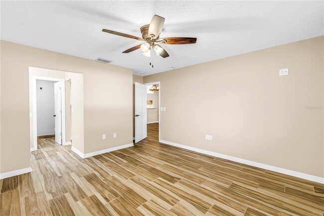 Building Photo - 8415 Gardens Cir