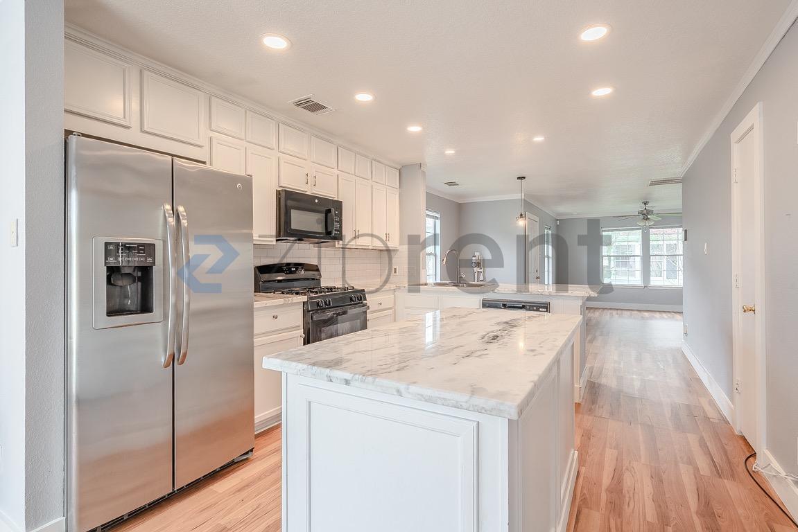 Building Photo - 919 Verde Trails Dr