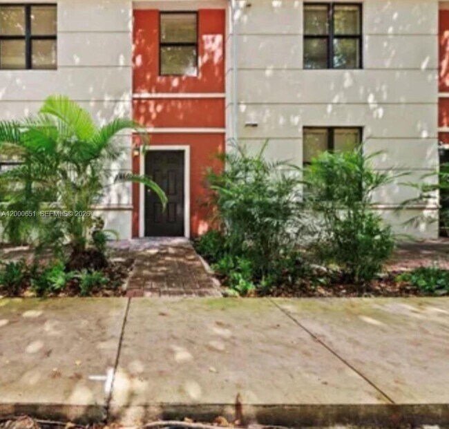 Building Photo - 888 Douglas Rd