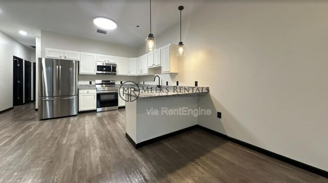 Building Photo - 408 Leon Sullivan Way