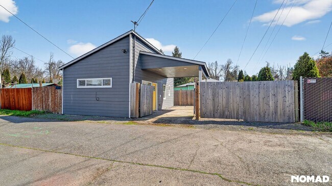 Building Photo - 1155 18th St NE