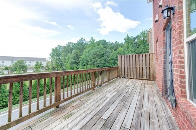 Building Photo - 496 Sunset Park Dr