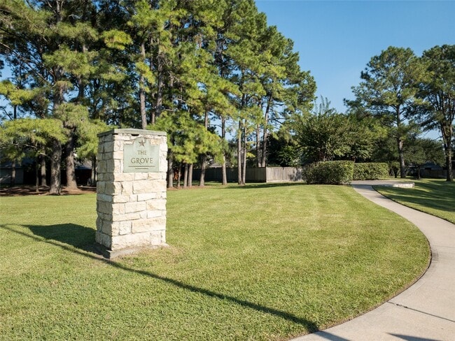 Building Photo - 17234 Rancho Verde Way