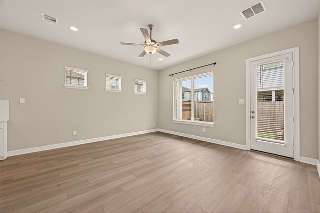 Building Photo - 10022 Cloud Mist Dr