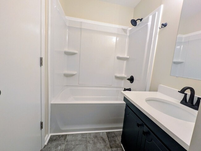 Building Photo - 1028 Gales Ave