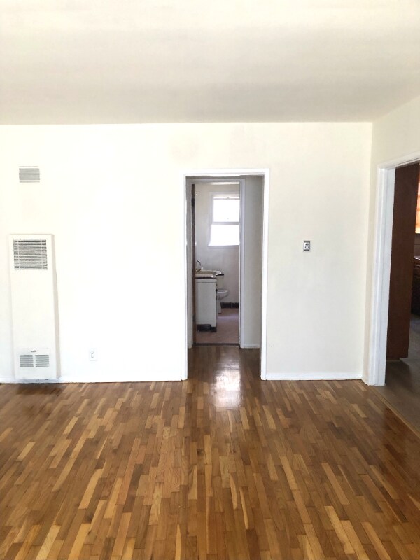 Building Photo - 1466 S Sherbourne Dr