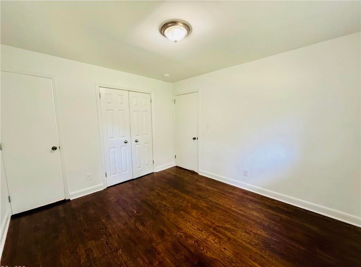 Building Photo - 312 Hickory Ln