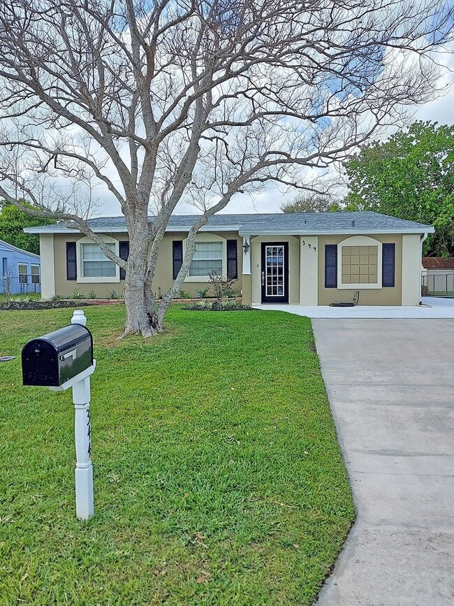 Building Photo - 344 Vesta Cir