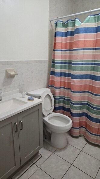 Building Photo - 155-39 78th St