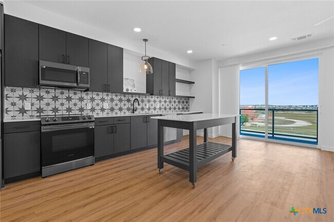 Primary Photo - 2165 Gabriels Pl