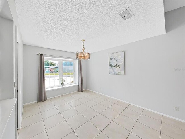 Building Photo - 878 Rustic Oaks Dr