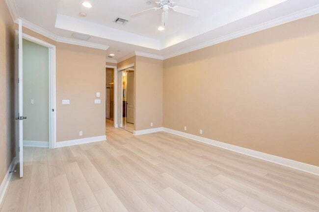 Building Photo - 4803 Sawgrass Breeze Dr