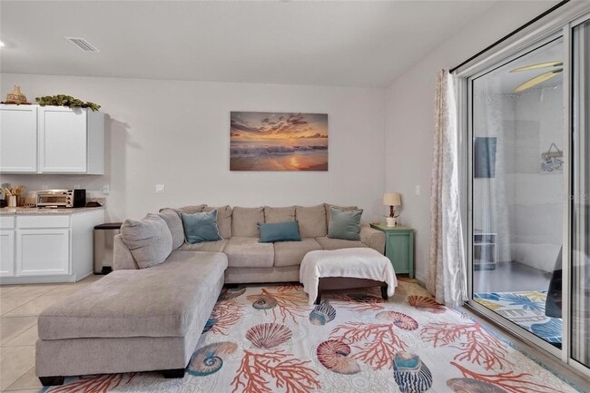 Building Photo - 33046 Major Oak Dr
