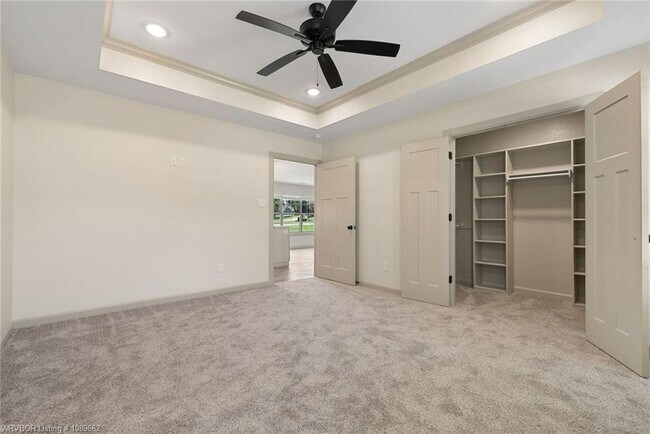 Building Photo - 11622 Maplewood Dr