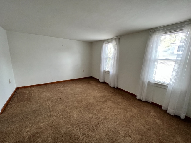 Building Photo - 448 Biddle St