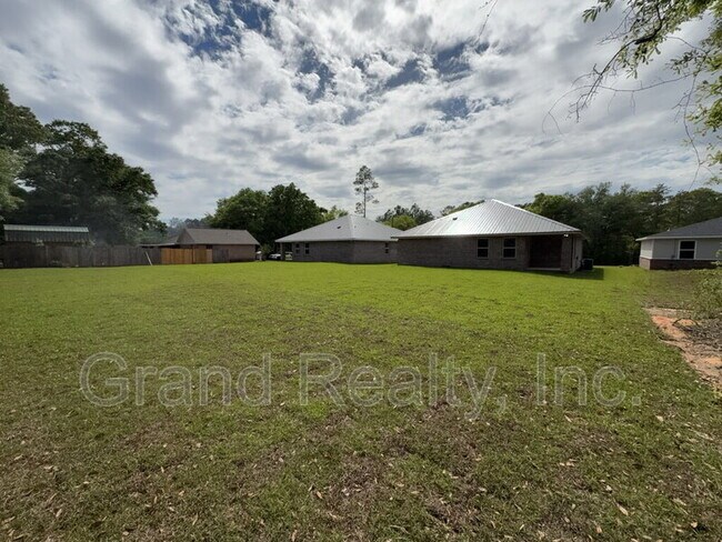 Building Photo - 7230 Par Ln