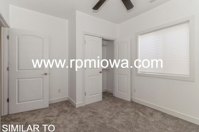 Building Photo - NEW CONSTRUCTION!! 4 Bed, 3 Bath Home in Urbandale