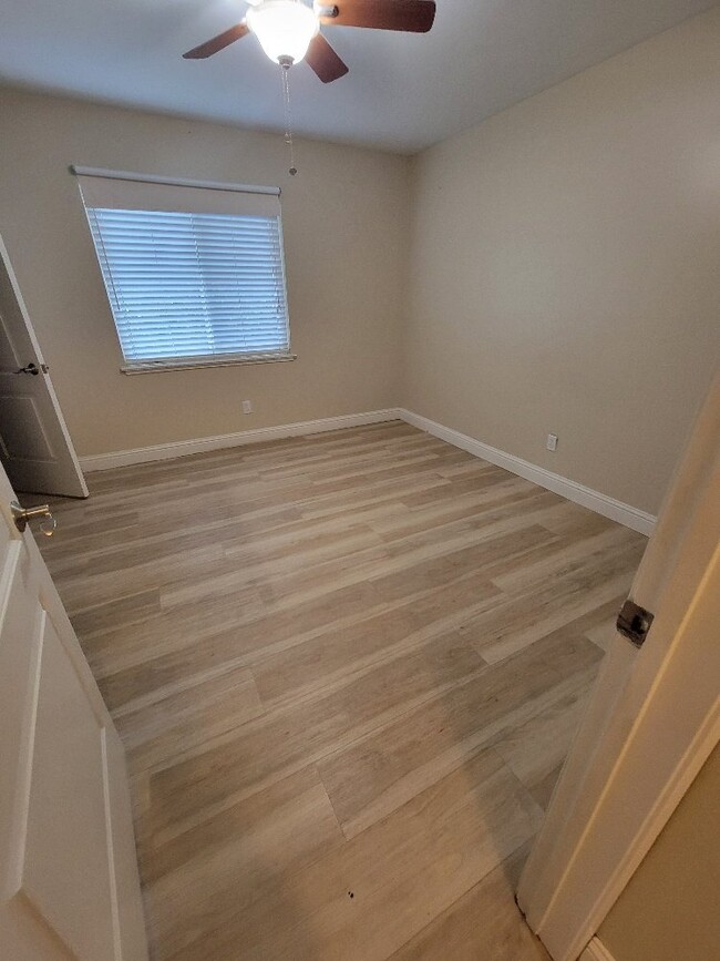 Building Photo - Beautiful 3 bd 2 bath house in Carmichael