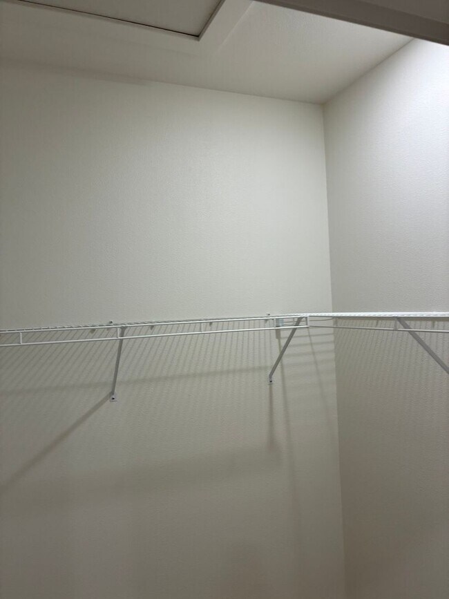 Building Photo - Brand New 2 Bed Home - Springfield MO