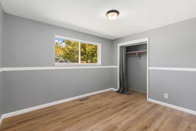 Building Photo - 19404 74th Ave W