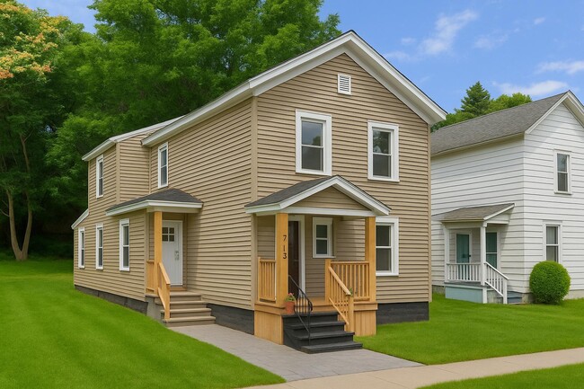 Primary Photo - 713 Emerson Ave