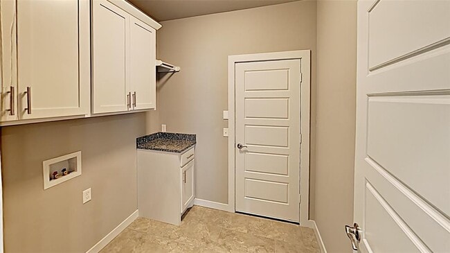 Building Photo - 4617 Wagner Lake Dr