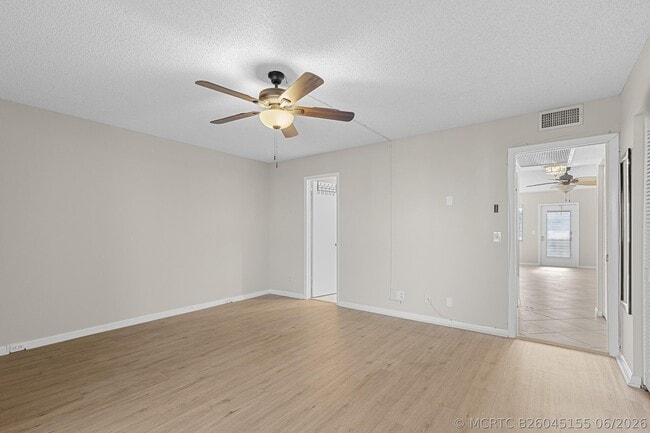 Building Photo - 3013 Wolverton E