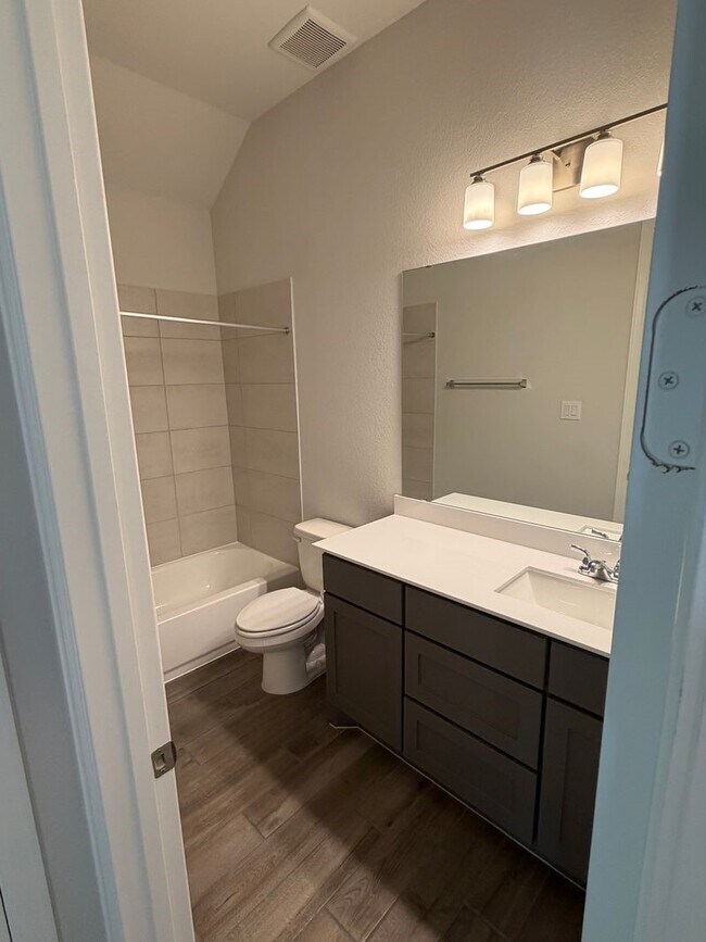 Building Photo - 107 Harlequin Duck Ct