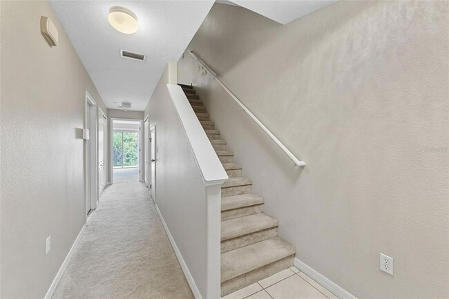 Building Photo - 2521 Lexington Oak Dr