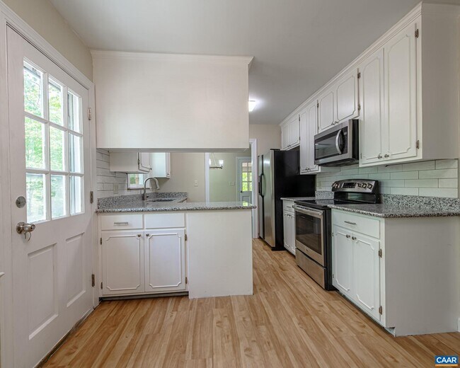 Building Photo - 337 Carrsbrook Dr