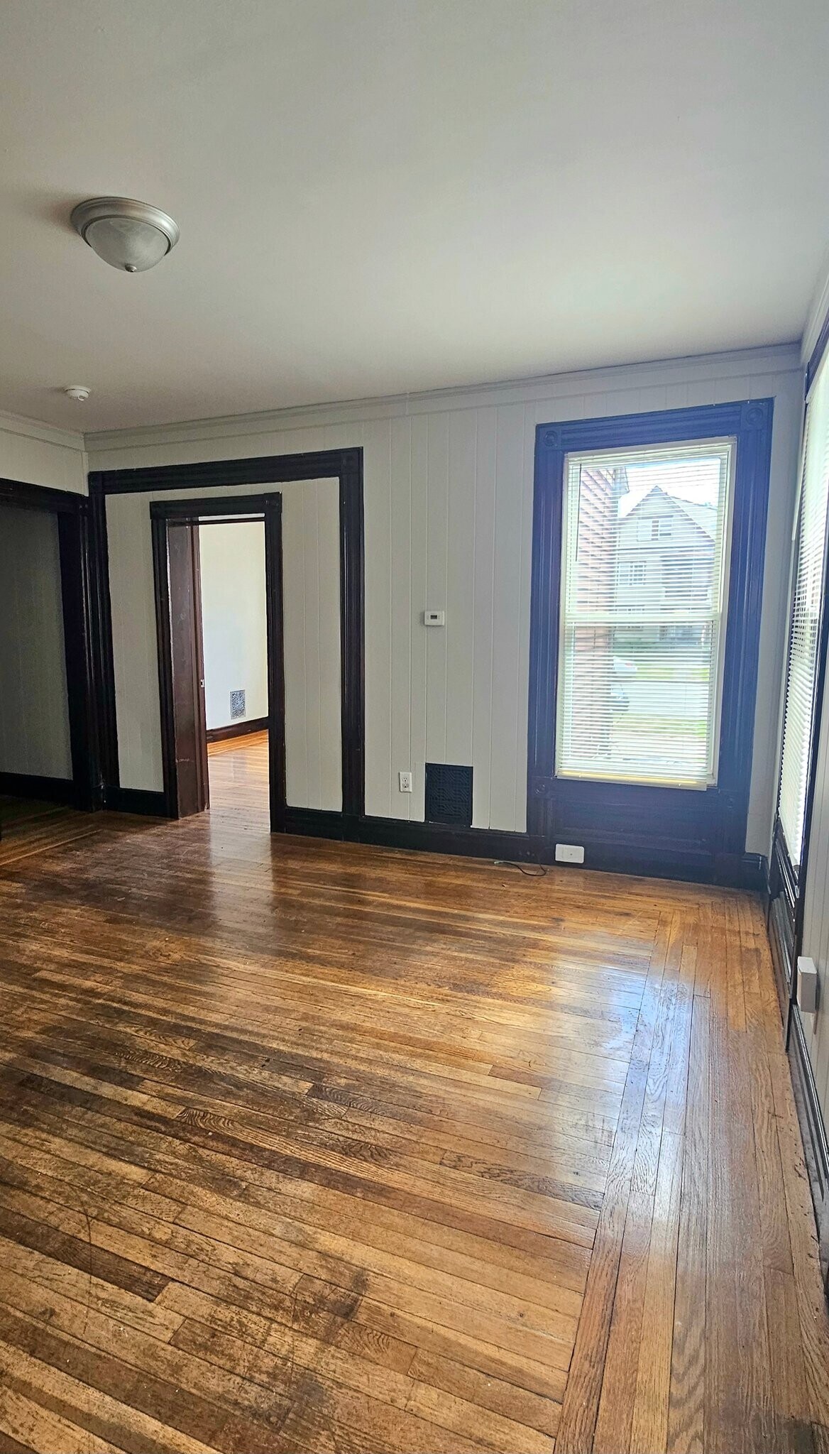 Building Photo - 624 Dixwell Ave