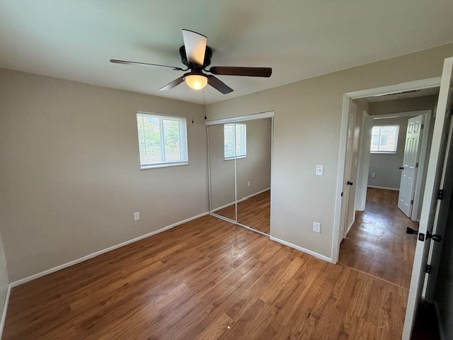 Building Photo - 5482-5482 Bellefontaine Rd