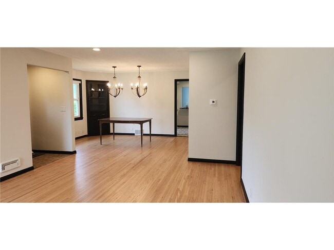 Building Photo - 6115 Colfax Ln S