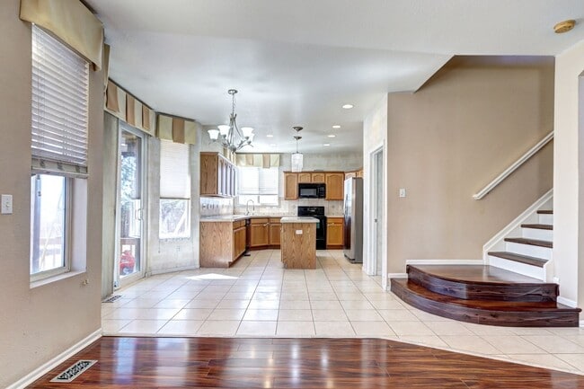 Building Photo - Beautiful 2-story Home in Dunes Park Henderson, CO!