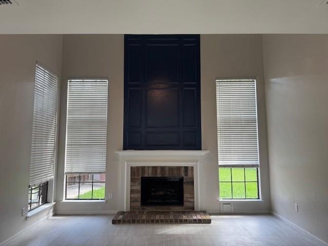 Building Photo - 16903 River Willow Dr