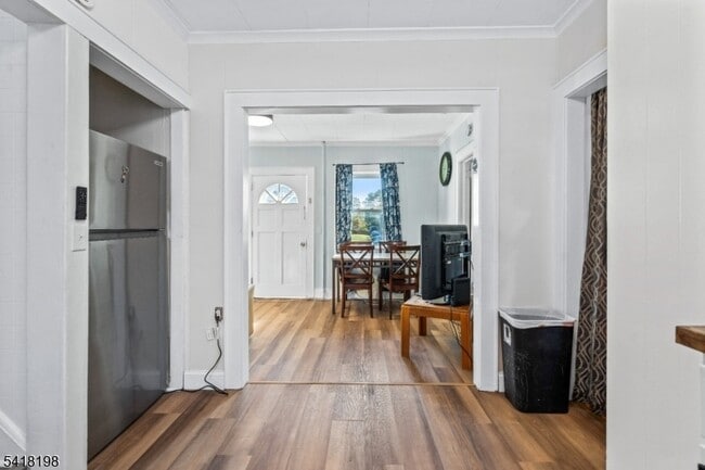 Building Photo - 120B Little Pl