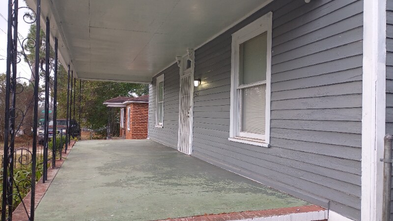 Building Photo - 3710 Napier Ave