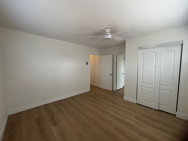 Building Photo - Remodeled 3 bedroom 2 bath Single Story Ho...