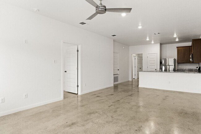 Building Photo - 906 Wax Myrtle Ct