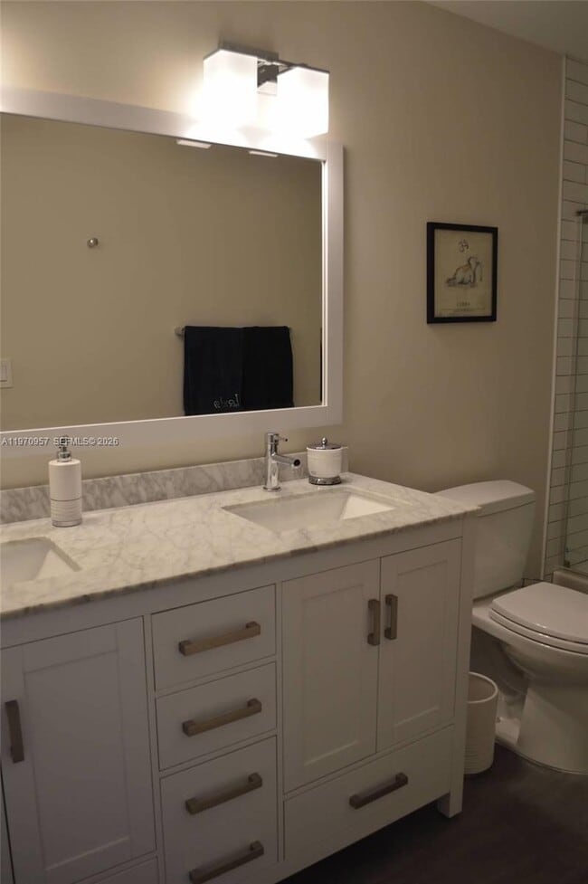 Building Photo - 4708 SW 67th Ave