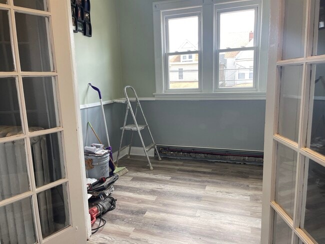 Building Photo - 125 Marsellus Pl